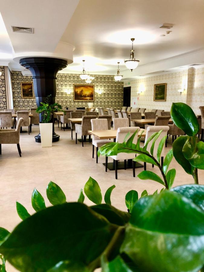 Hotel Victoria Bolszewo Dış mekan fotoğraf