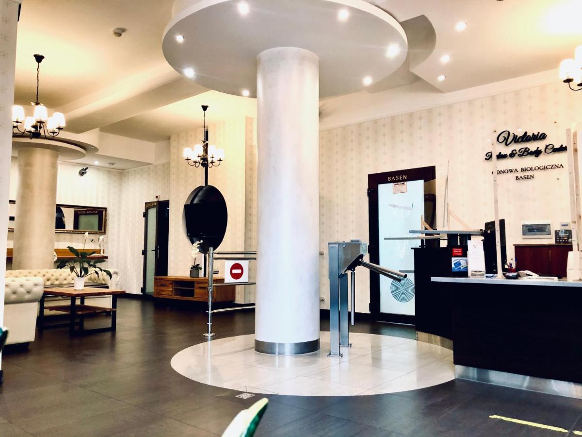 Hotel Victoria Bolszewo Dış mekan fotoğraf