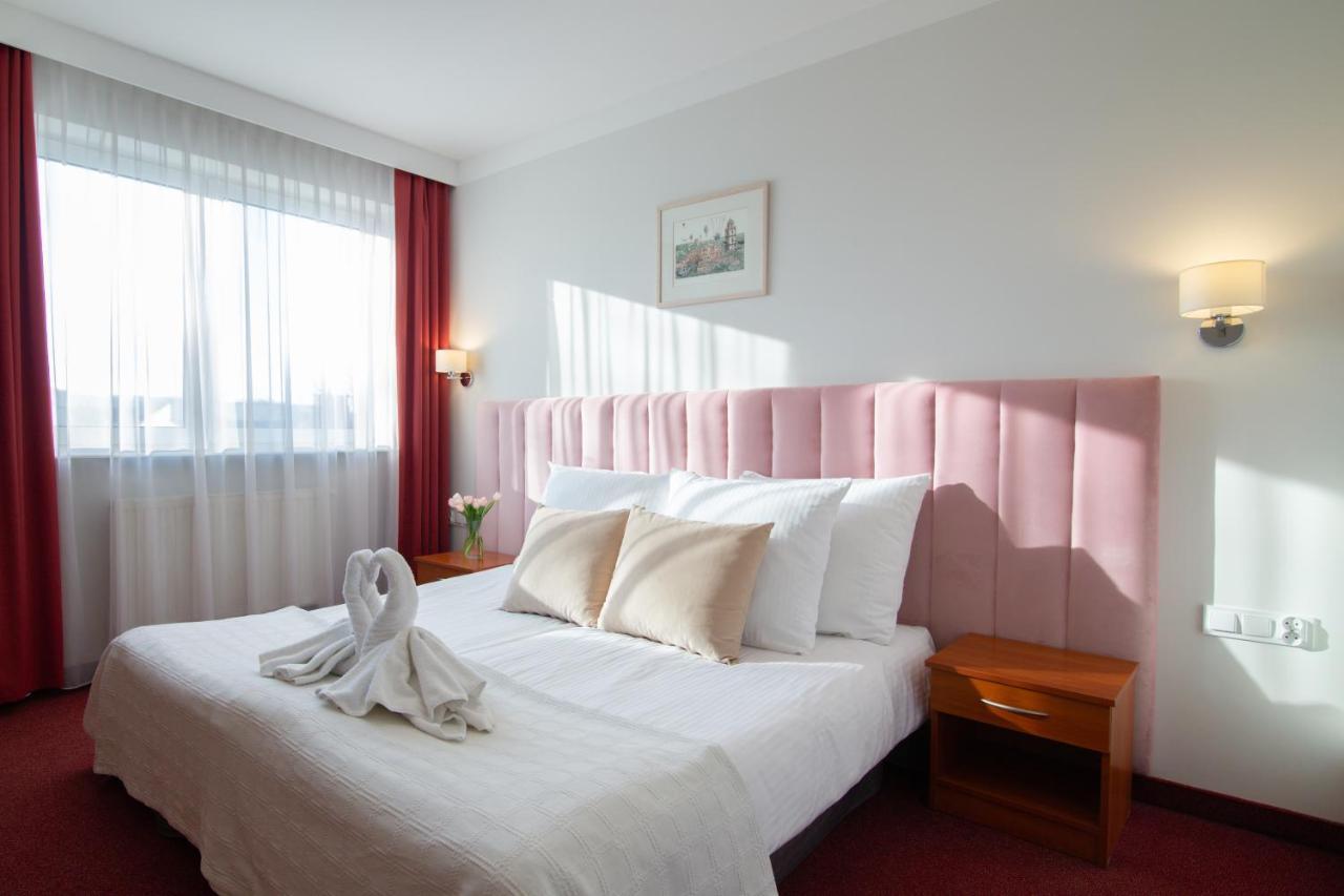 Hotel Victoria Bolszewo Dış mekan fotoğraf