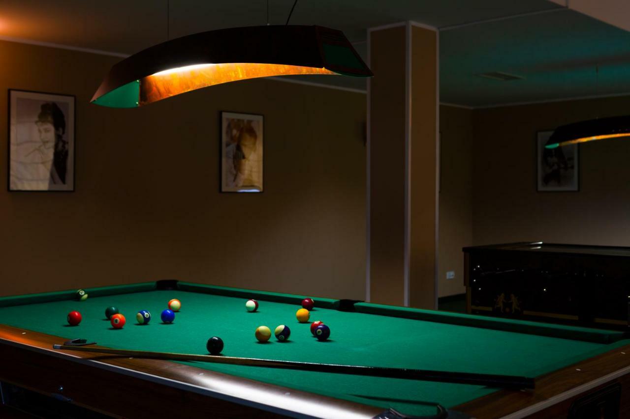 Hotel Victoria Bolszewo Dış mekan fotoğraf
