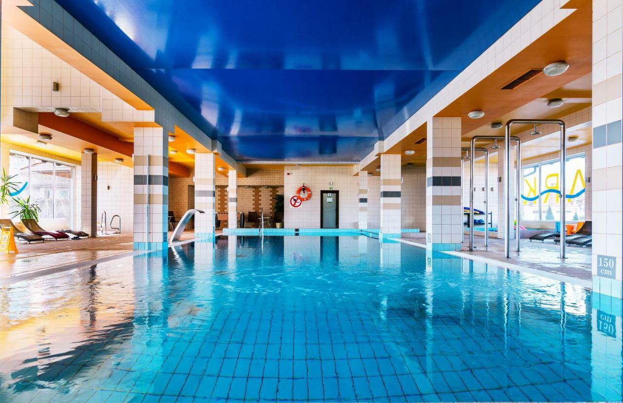 Hotel Victoria Bolszewo Dış mekan fotoğraf